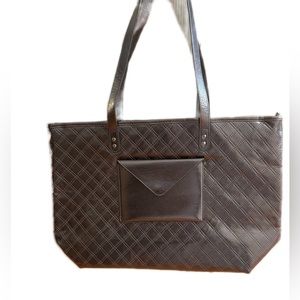 Quilted Tote Bag in Dark Brown - Classic Everyday Shopper